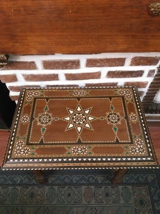 MESA DE TARACEA ANTIGUA