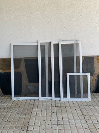 Mosquitera corredera