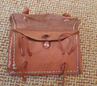 Monedero piel hecho a mano