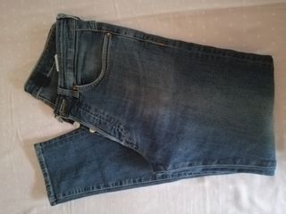 Lote de dos vaqueros (azul y gris)