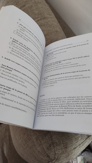 Libro literatura española UNED