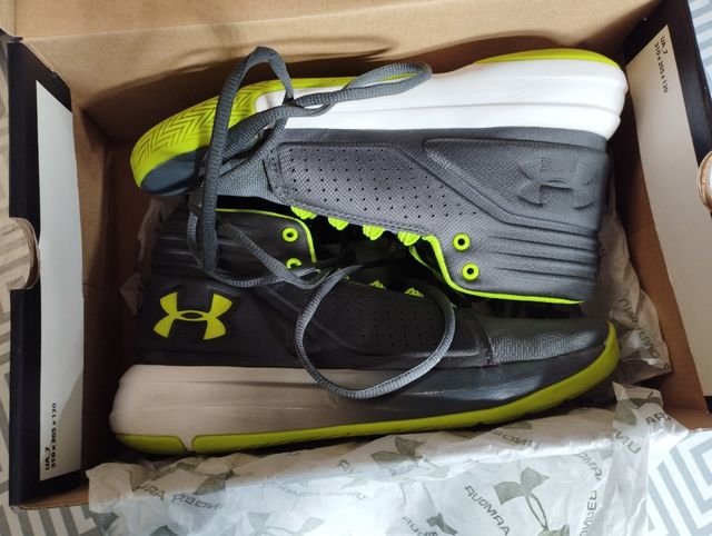 Zapatillas baloncesto underarmour 