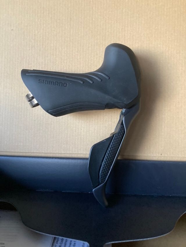 NUEVO Maneta dcha Shimano GRX Di2 2x11 electrónica