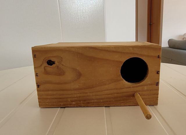 Jaula y nido de cria