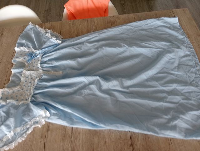 Antiguo camisón hecho a mano
