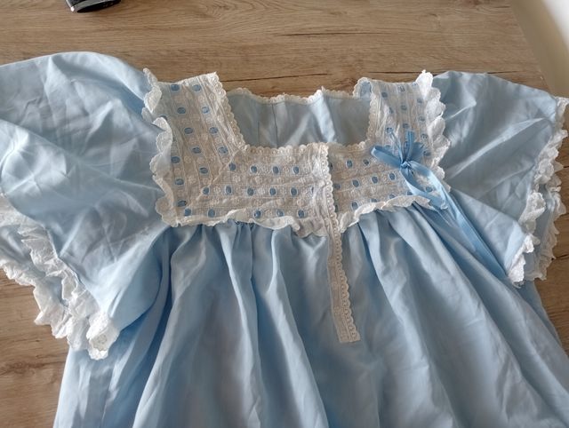 Antiguo camisón hecho a mano