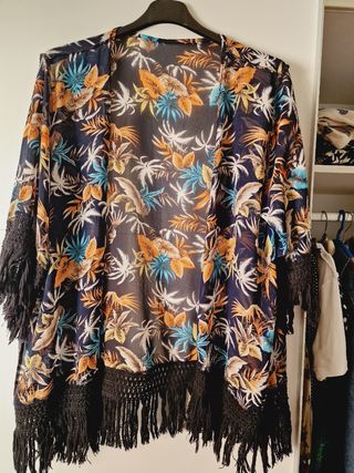 Bonito kimono talla L 