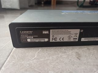 Switch Linksys 24 puertos 1000 mb