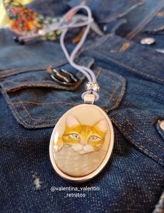 Colgante con mini retrato gato
