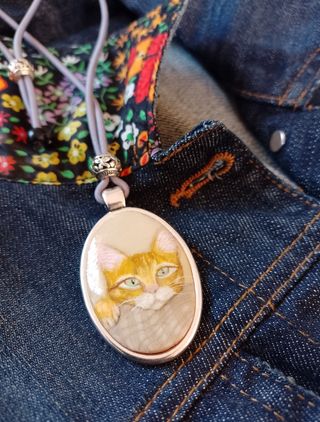 Colgante con mini retrato gato