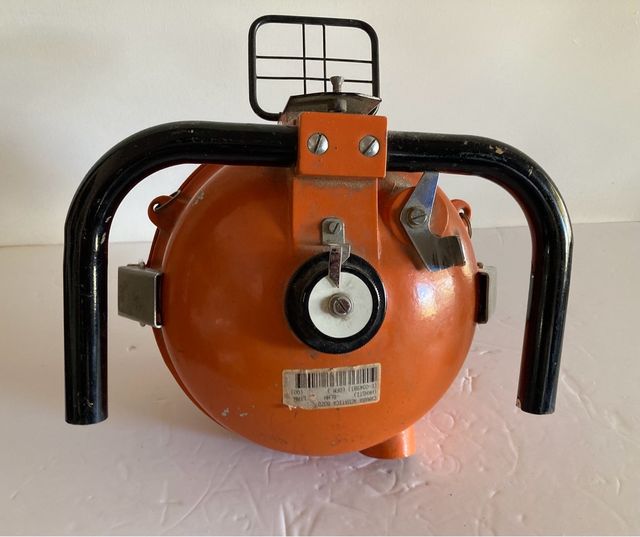 Antigua carcasa submarina