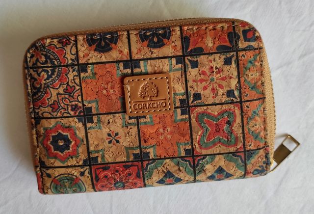 Monedero de corcho