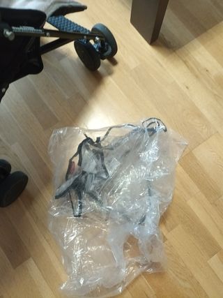 Maclaren quest negra marrón