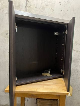 Armario de baño con iluminación Ikea