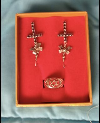 Conjunto anillo y pendientes death note