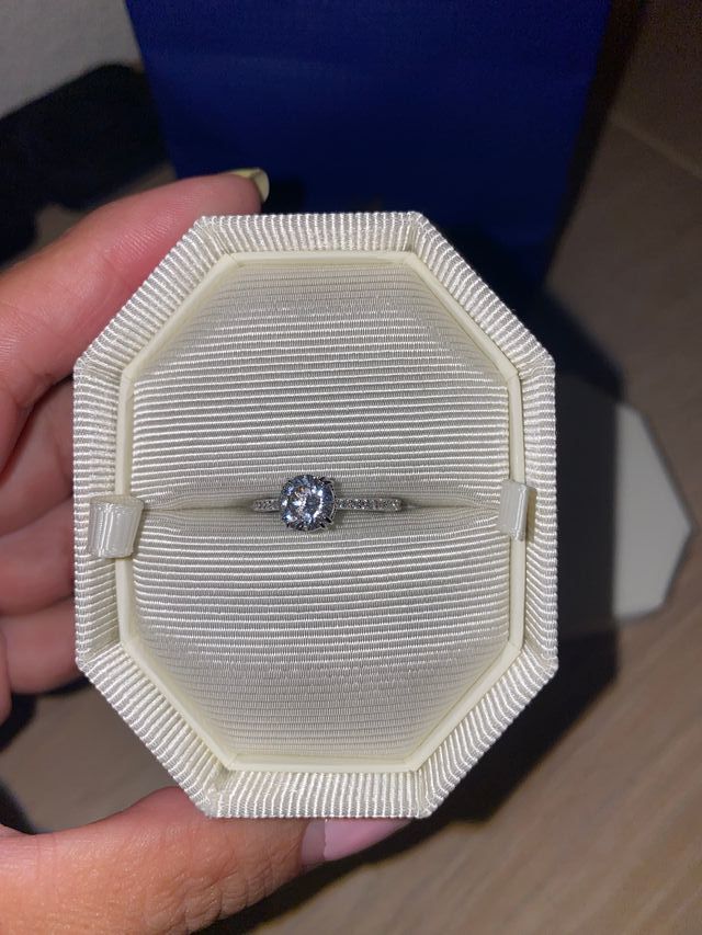 Anillo SWAROVSKI