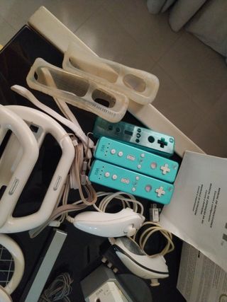 Wii, complementos y juegos