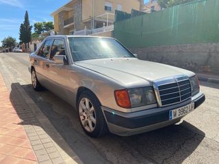 Mercedes-Benz 300D 1990