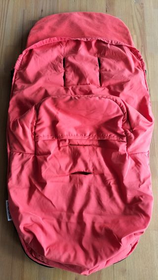 Saco invierno Bugaboo rojo