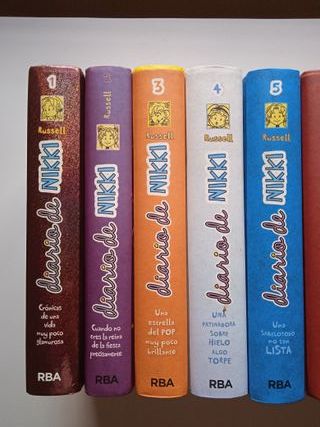 Colección 13 libros del DIARIO DE NIKKI