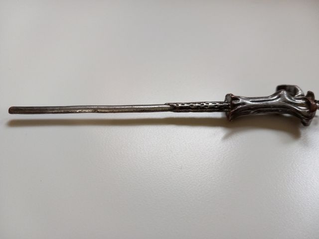 Llavero de varita de Voldemort