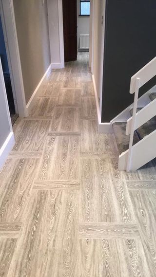 Instalador de suelo laminado, tarimas y pavimentos