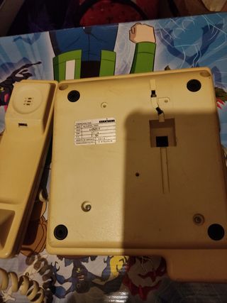 2 teléfonos vintage Alcatel