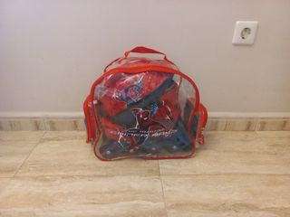 Juego patines, rodilleras, coderas, casco y mochil
