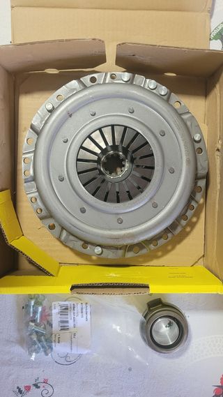 Kit de embrague Mercedes W123 300D 