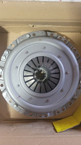 Kit de embrague Mercedes W123 300D 