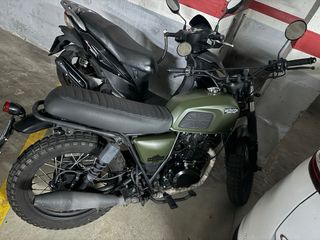 moto 125 brixton brx Felsberg