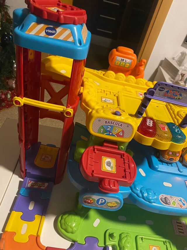 Garaje tuc tuc vólidos