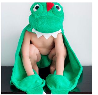 Toalla dinosaurio niño