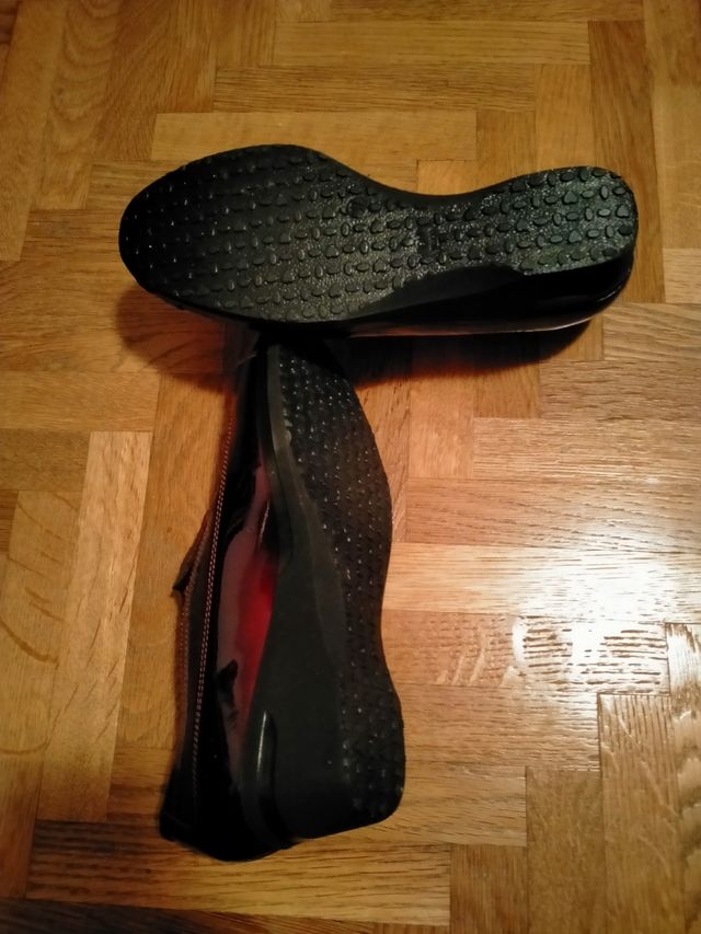 Scarpe donna numero 37 novaflex nuove