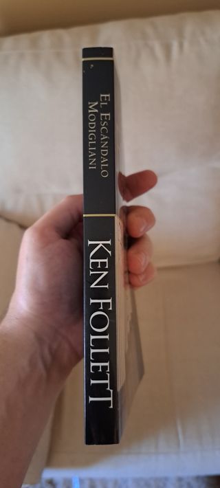 Libro El escándalo (Ken Follet)