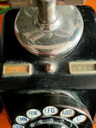 Teléfono antiguo Danes