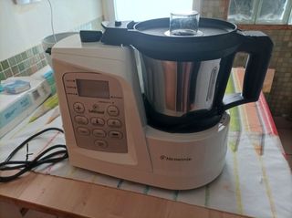 ROBOT COCINA MASTERMIX LUFTHOUS