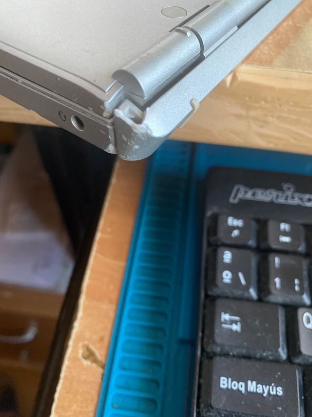 Portatil HP x2 210 G2 Unidad 8