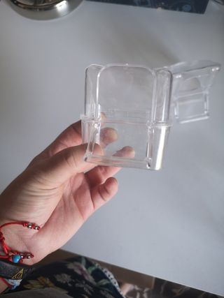 Bebedero comedero pajaro