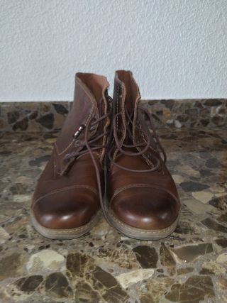 Botines con tacón 