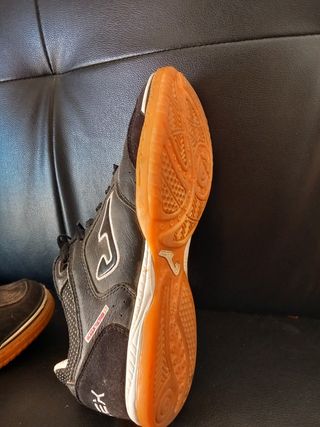 Botas de futbitos ,fútbol sala 40,