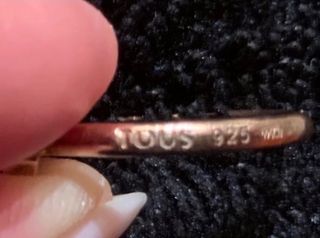 anillo dorado y piedra de tous