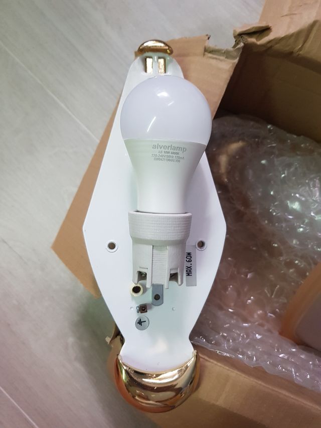 Apliques de luz de pared