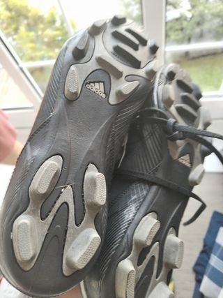 Botas fútbol tacos goma