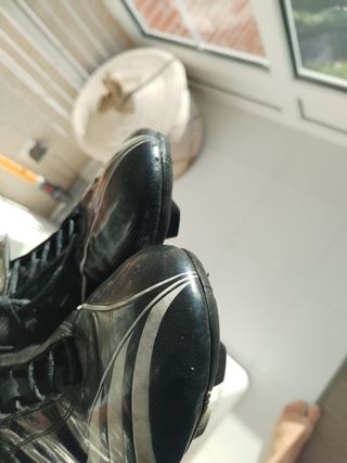 Botas fútbol tacos goma