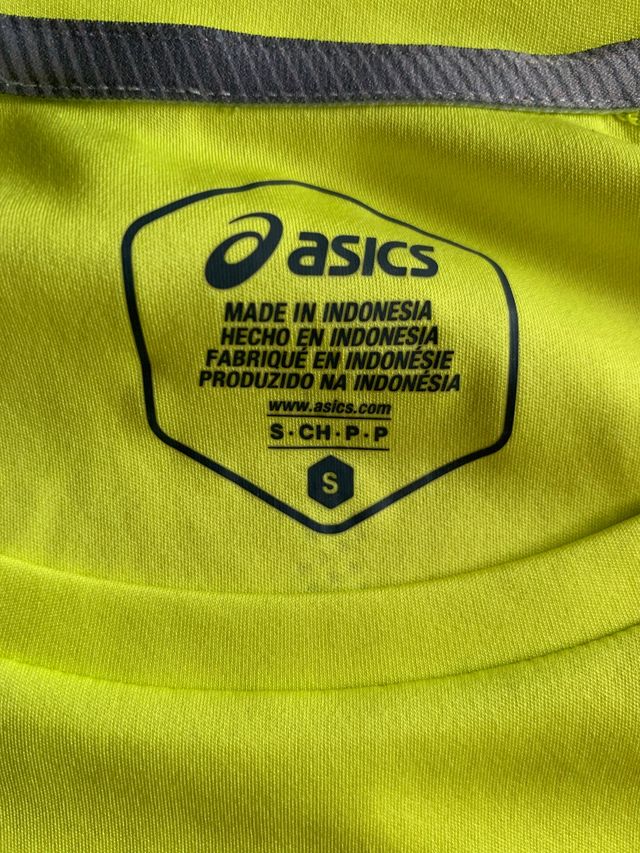 Camiseta técnica ASICS