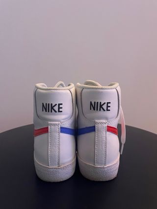 nike blazer mid 77