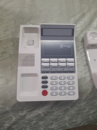 Teléfono fijo antiguo
