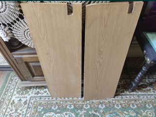 Prateleiras de madeira