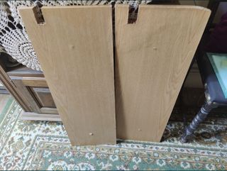 Prateleiras de madeira